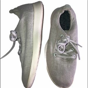 ALLBIRDS SNEAKERS SZ 9